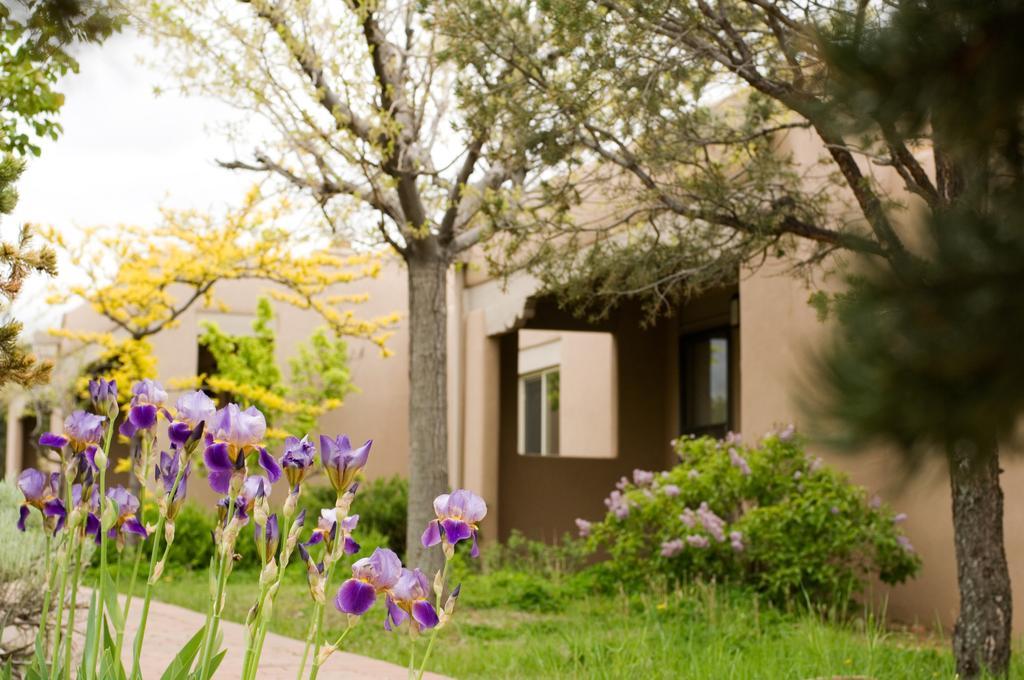 Fort Marcy Suites By All Seasons Resort Lodging Санта-Фе Экстерьер фото